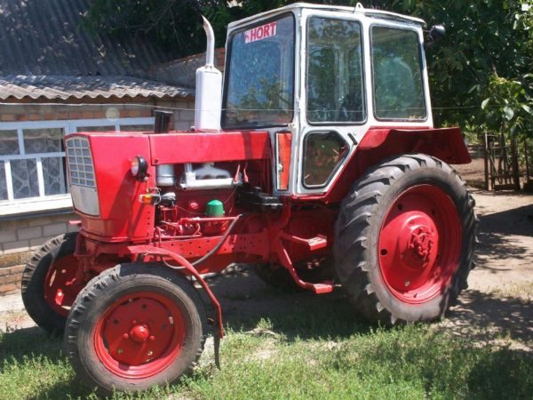 Traktor-yumz-6k-1992