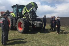 CLAAS изучает эффективность работы трактора AXION