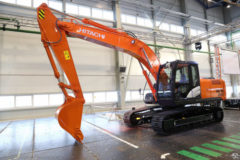 Hitachi ZX 200: технические характеристики