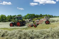 CLAAS ПРЕДСТАВЛЯЕТ НОВОЕ ПОКОЛЕНИЕ ДВУХРОТОРНЫХ ВАЛКОВАТЕЛЕЙ LINER 3100 - 2600